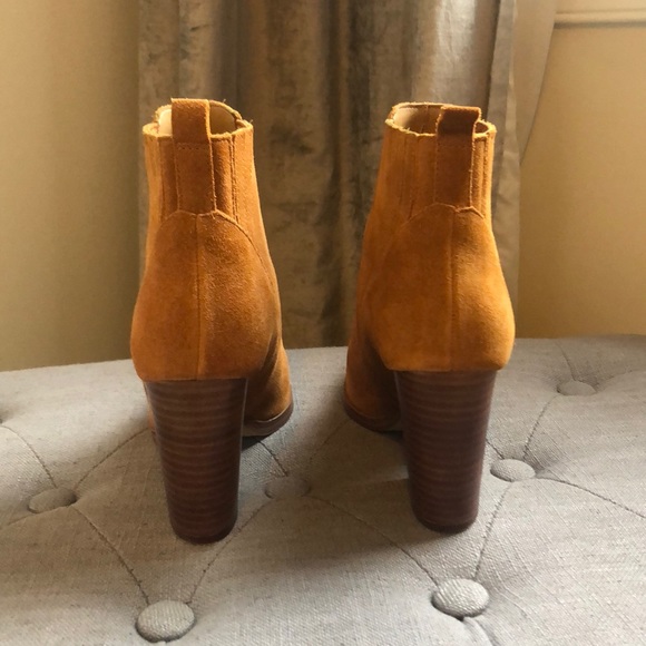 Marc Fisher Alva Pointy Toe Bootie - Picture 3 of 6